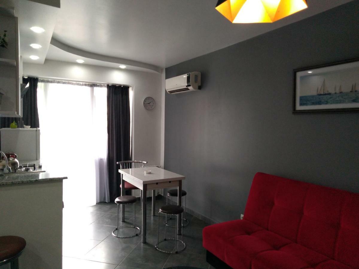 Apartment Eteri Batoumi Extérieur photo