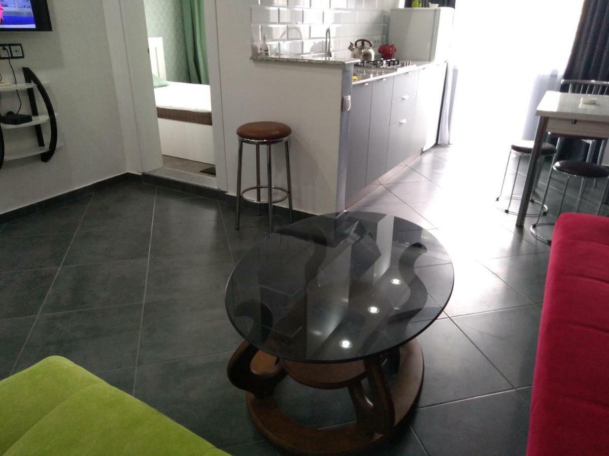 Apartment Eteri Batoumi Extérieur photo